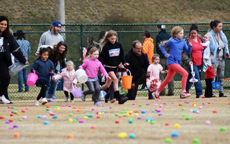 Enoch Autry/The Clayton Tribune. Nearly 10,000 eggs were hidden out on the fields at the Rabun County Recreation Department March 25 Easter Egg Hunt. Hundreds of children and family members enjoyed the afternoon.