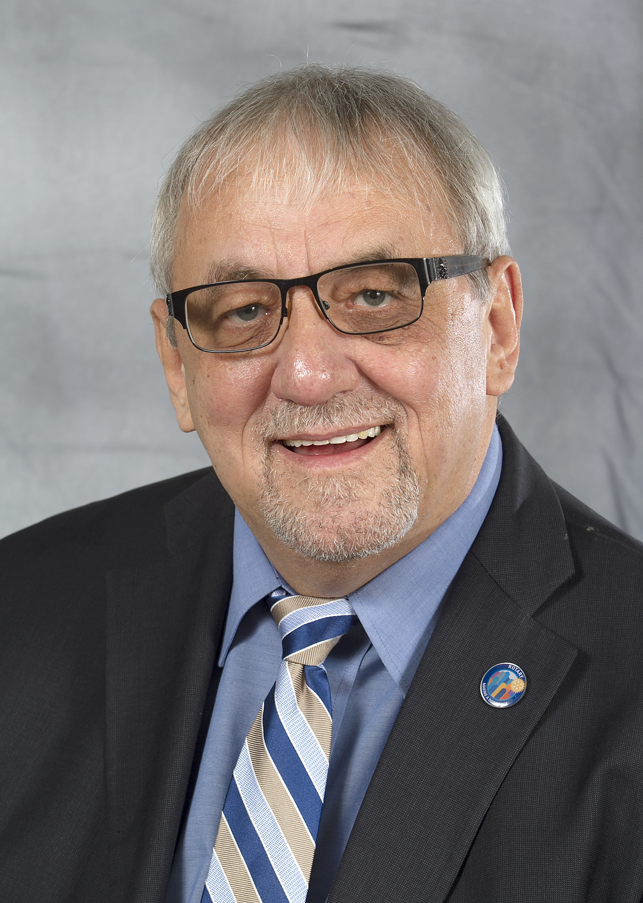 Wayne Knuckles, Editor/Publisher