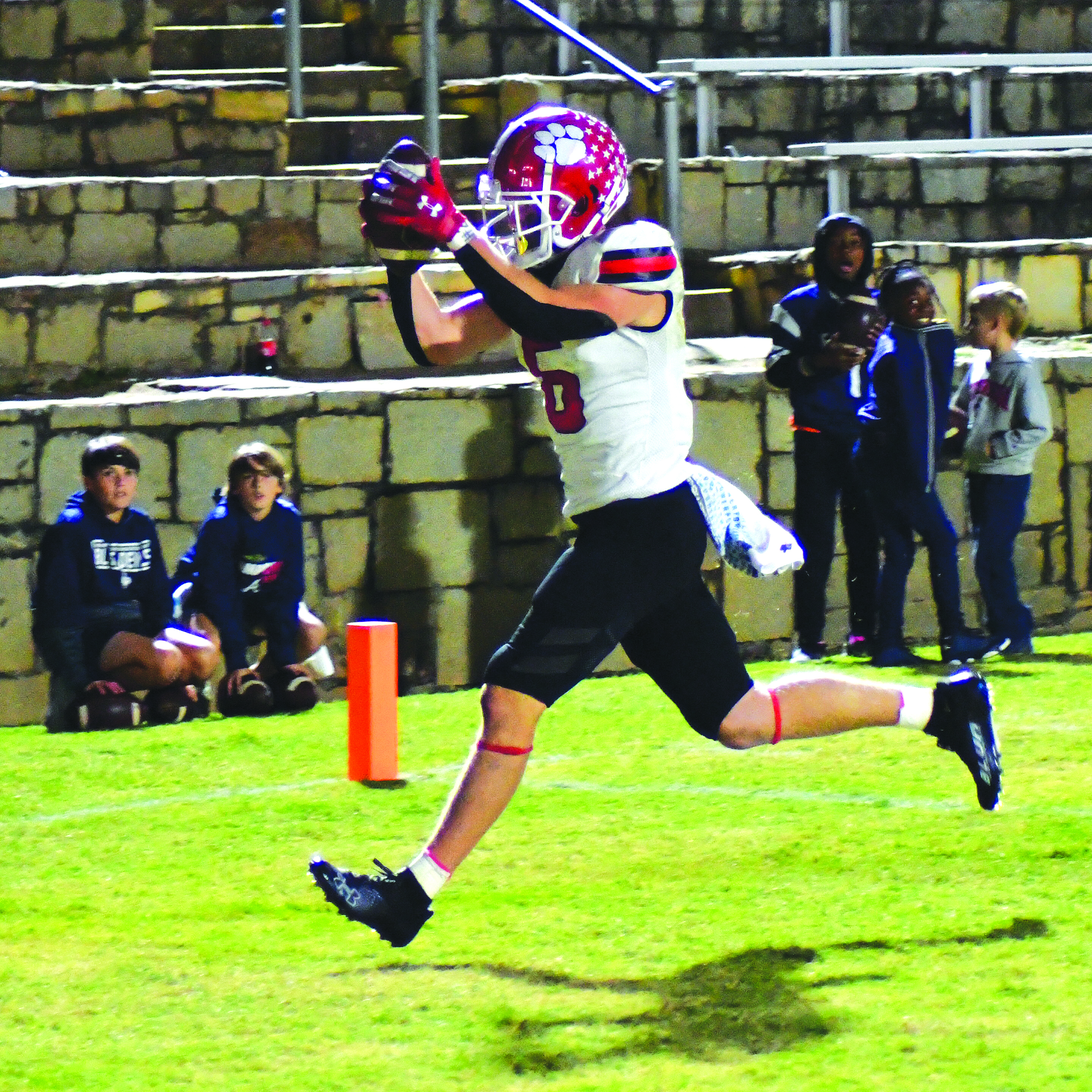 Enoch Autry/The Clayton Tribune. TD CATCH ESTABLISHES TWO STATE RECORDS: Rabun County senior wide recevier Jaden Gibson catches his fourth touchdown of the night, breaking both Georgia state career touchdowns record and the career receiving yards record with the same catch. Gibson has 49 touchdown catches for his career. 