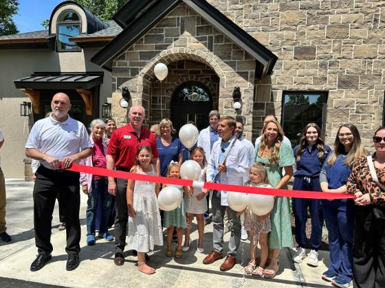 Photo courtesy Forward Rabun/Rabun County Chamber of Commerce. Patterson Family Smiles Dental held a Grand Opening & Ribbon-Cutting Ceremony for their new location on Friday, May 29th at Noon at their new location:  303 Warwoman Rd., Clayton.  Member businesses congratulated the Patterson Family and networked with other business representatives. Refreshments were served. 