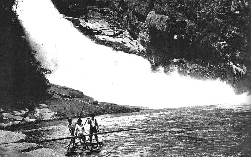Hurricane Falls in Tallulah Gorge in 1907 before the damming of the river.