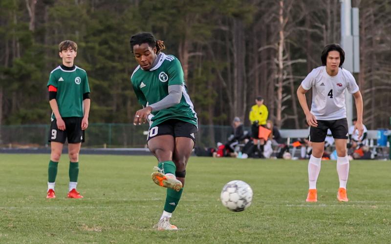 Photo by Austin Poffenberger. Sean Lynes, Jr. converts on penalty kick to help Tallulah Falls defeat George Walton 2-0.