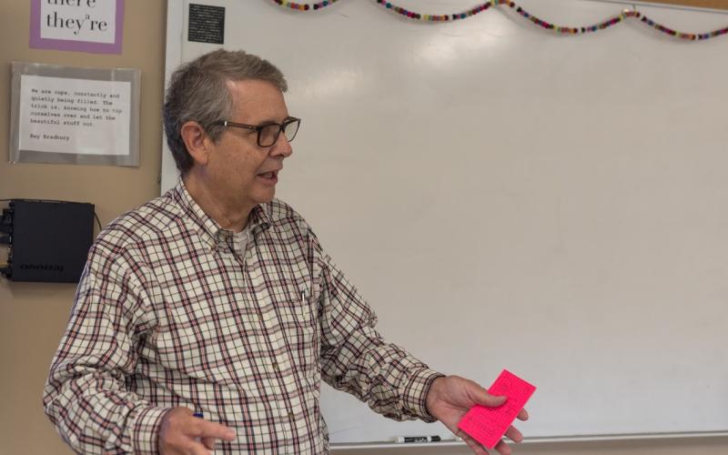 Submitted photo. Journalist Billy Chism talks with students at Tallulah Falls School.