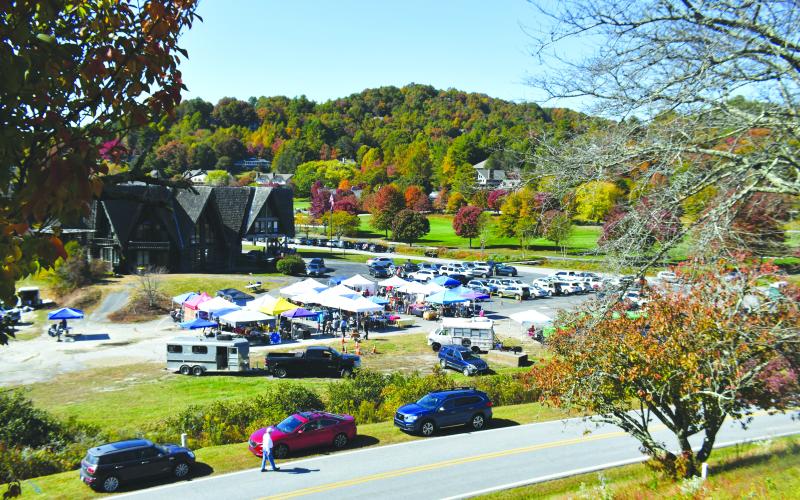 Photo courtesy of Conner Horn. An overview of the many fun activities going on during the Sky Valley Fall Fest Saturday, Oct. 15. The festival featured the Sky Valley Hay Bale Trail along with a dog costume contest; antique car show; a petting zoo; hay rides; face painting; arts and crafts and food vendors; along with many more fun activities for the whole family.