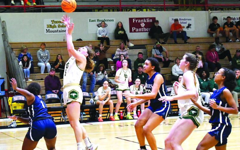 Luke Morey/The Clayton Tribune. Junior Kornelia Ignerska goes up for a layup in the second half against Asheville on Saturday, Jan. 7. Ignerska helped lead the Lady Eagles to a 72-34 victory with nine assists and six points.