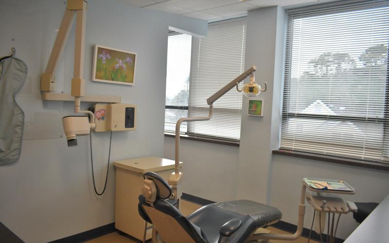 Megan Broome/The Clayton Tribune. Some of the equipment at the Community Dental Clinic that was funded by donations to the organization, which was established by the Clayton Rotary Foundation. Attendees at a dedication ceremony to honor the late Rotarian Robert “Bob” Noble Fink for his efforts in establishing Community Dental, were given a tour of Community Dental on Friday, March 10.