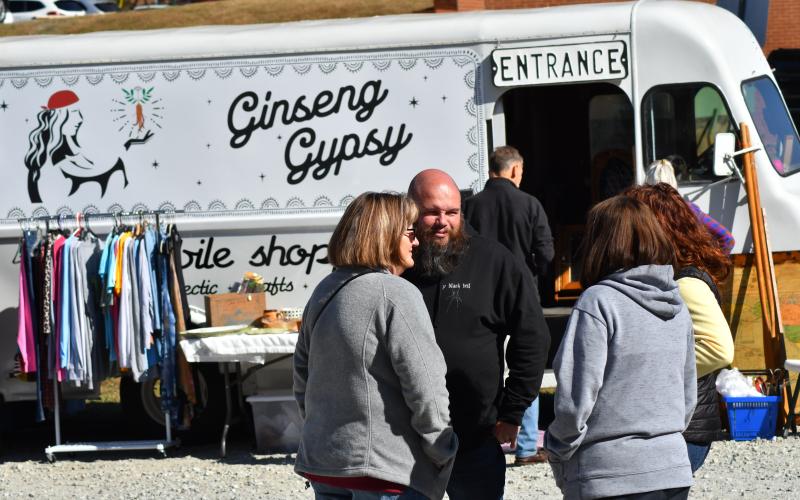Enoch Autry/The Clayton Tribune. Hundreds of patrons visited the “Of These Mountains Fall MarketPlace event at the Rabun County Pavilions on Nov. 4 Another MarketPlace event will be held at the same location in May.