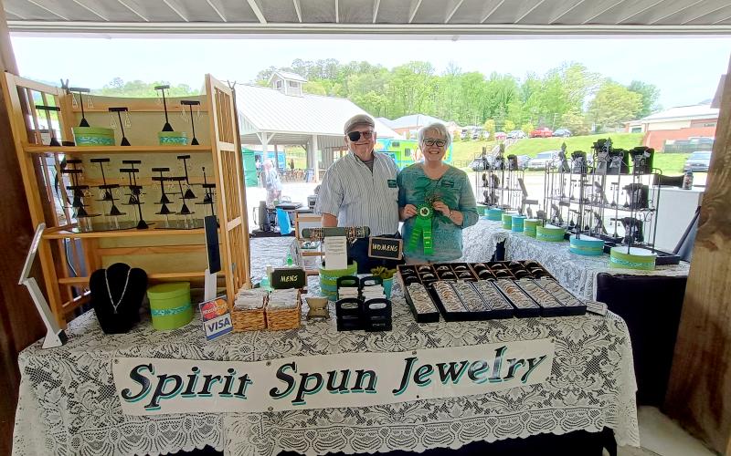 Megan Horn/The Clayton Tribune.  The Producers’ Award went to Gary and Joni Mitchell who create unique jewelry pieces at Spirit Spun Jewelry.