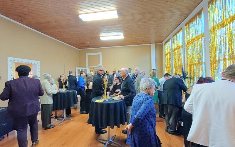 Megan Horn/The Clayton Tribune. It was a fun night on Saturday, April 26, as crowds mingle and enjoy hors d’oeuvres before the Cabaret performance at the North Georgia Community Players 25th Anniversary Gala featuring “A Night on Broadway.”