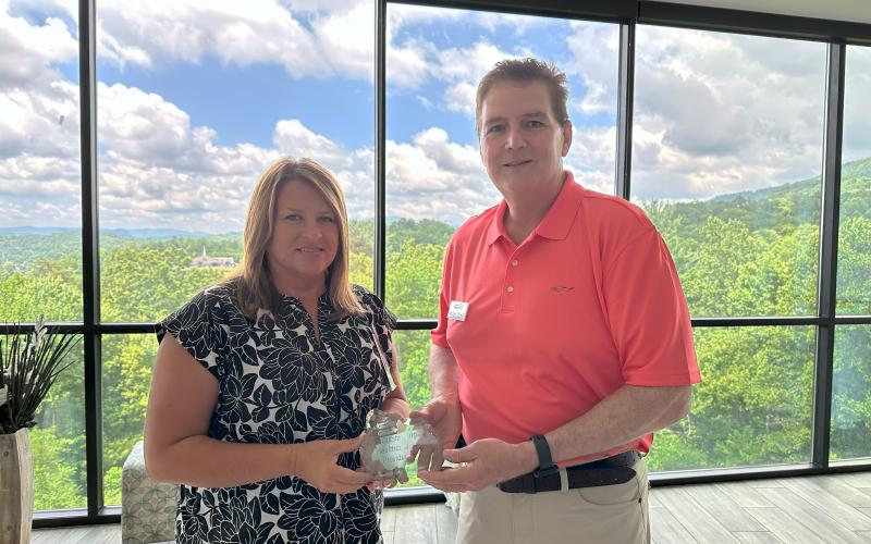 Submitted photo. Mountain Lakes Medical Center was announced as “Best Outstanding Healthcare Provider” during the Forward Rabun/Rabun County Chamber of Commerce “2025 Awards Hoedown” on May 31. Pictured are Kristy Hall,CEO of Mountain Lakes Medical Center, left, and Mickey Duvall, business and economic development strategist for Forward Rabun, Inc. Hall recently accepted the award on behalf of the hospital.