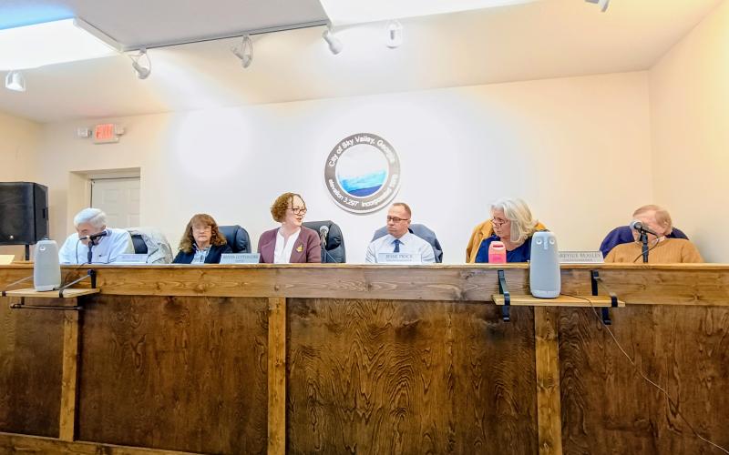 Megan Horn/The Clayton Tribune. Sky Valley’s 2026 city council was officially installed Tuesday, Jan. 6, during the city’s organizational and special called council meeting. The mayor and council members discussed city business, including setting up 2026 meeting dates and qualifying fees for this year’s November election. Pictured are Tony Allred, far left; Beth Pence; Mayor Bentia Cotton-Orr; Jesse Price; CareySue Beasley and Jim Curtis.