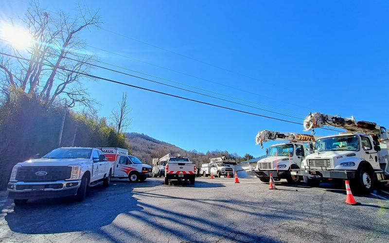 Megan Horn/The Clayton Tribune. Several utility vehicles and personnel were seen at the Crestview Store business on Highway 76 West, just outside of Clayton city limits, Tuesday morning. Personnel worked throughout Winter Storm Fern nonstop to help restore power throughout Rabun County.