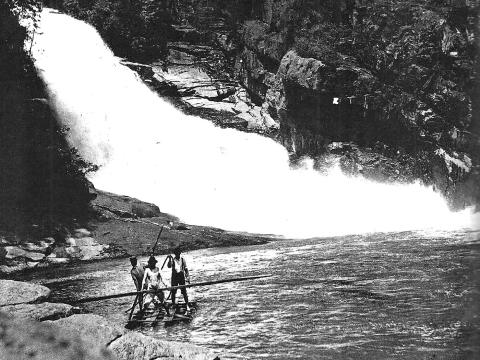 Hurricane Falls in Tallulah Gorge in 1907 before the damming of the river.