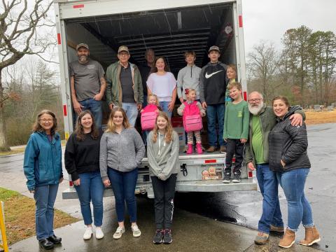 Submitted photo. Pictured from left: Front: Sandy Cook, Ashley Whitmire, Aubrey Whitmire, Amanda Ragsdale, Micah McCracken and Alicia McCracken; Center: Ruby Whitmire, Everly McCracken, Finn McCracken, Amelia McCracken, Holden McCracken, Brady Darnell, Amos Whitmire; Back: Jason Whitmire, Don Page, Bill Barker. 