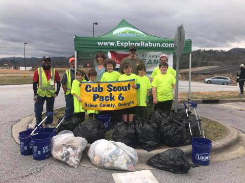 Photo courtesy of the Forward Rabun/ Rabun County Chamber of Commerce. Cub Scout Pack 6 works with Keep Rabun Beautiful, an affiliate of Keep America Beautiful and Keep Rabun Beautiful. 