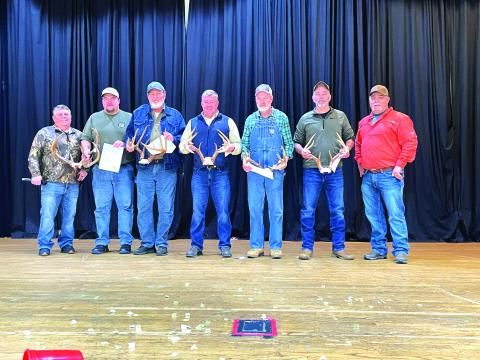 Tony Penrose/The Clayton Tribune. The One for the Wall 2022-2023 Deer Contest included many participants at the Rabun County Civic Center Saturday, Jan. 28. Pictured are organizer Shayne Beck (left); Clifford Williams, adult first place winner; Rodney Kilby, second place; Allyn Stockton, third place; David Justus, fourth place; Tim Henderson, fifth place; and organizer Lee Callenback. 