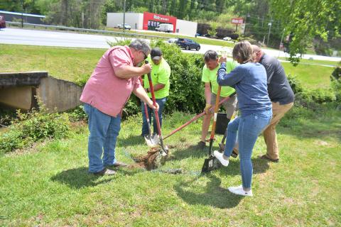Megan Broome/The Clayton Tribune. Pictured are Melvin English; Greg Pruitt; Mark Nelson; Jason Waldroup and Trudy Crunkleton. 