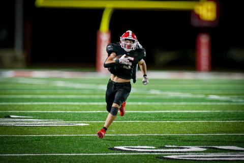 Wade Cheek/The Clayton Tribune. Junior running back Reid Giles sprints to the end zone for a Wildcat touchdown during Rabun County’s win over Dalton. Giles and the Wildcats are now 2-1 on the season. 