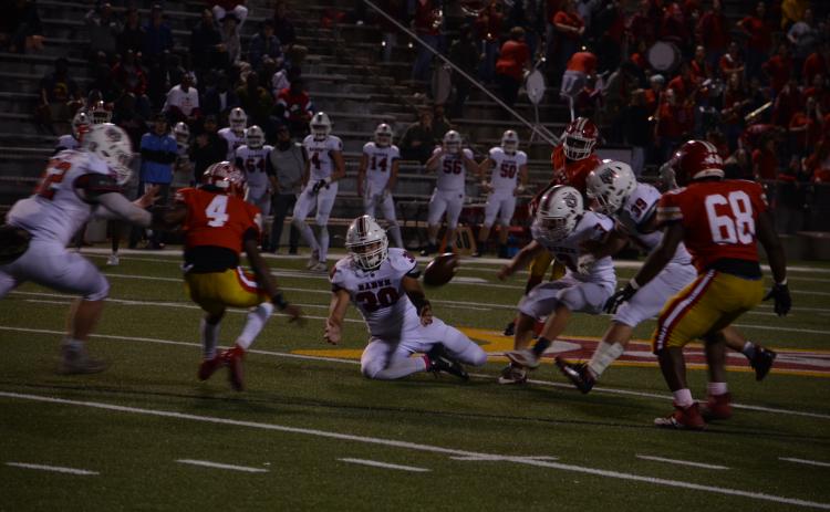Hoffman Windham (30) goes for a loose ball against Thomasville last Friday night.