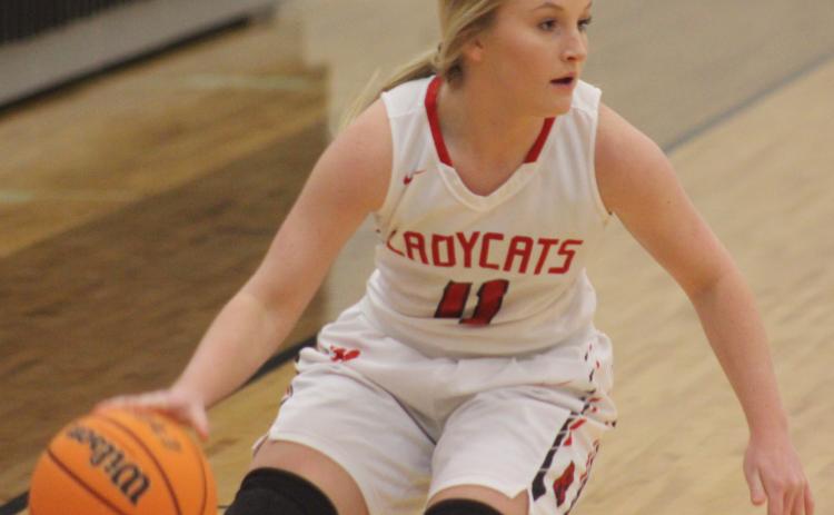 Andy Diffenderfer/The Clayton Tribune Ali Ramey tries to find an open teammate in Rabun County’s win over Putnam County.