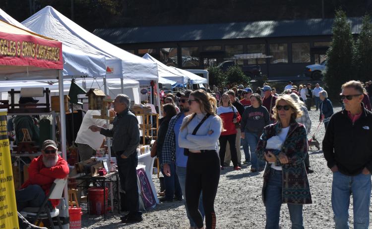 Enoch Autry/The Clayton Tribune.  Hundreds of patrons visited the “Of These Mountains Fall MarketPlace event at the Rabun County Pavilions on Nov. 4 Another MarketPlace event will be held at the same location in May.