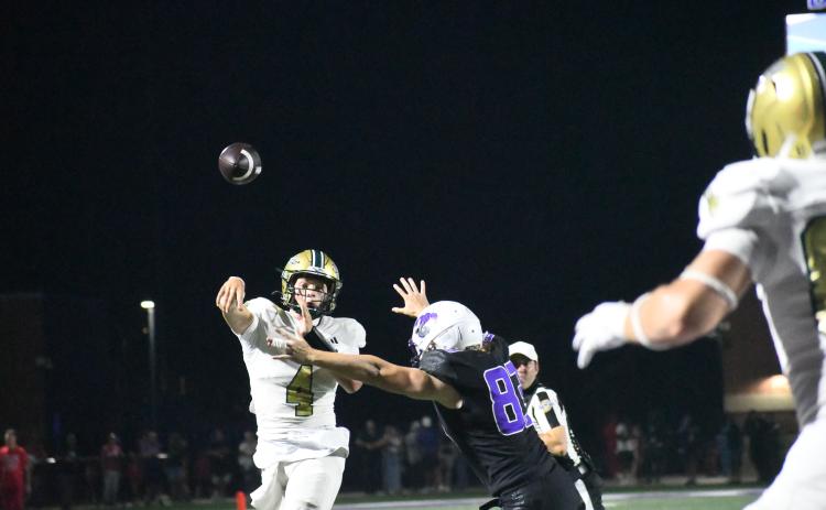 Wesley Branch/The Clayton Tribune. Rabun Gap quarterback Grayson Clary looks for tight end Cash Washburn on a 2-point conversion during Rabun Gap’s 31-15 loss to Brownsburg on Aug. 28. Clary completed 18-of-29 passes for 206 yards, one touchdown and two interceptions in the loss. RGNS will be at home on Friday, Sept. 4, against Baylor.