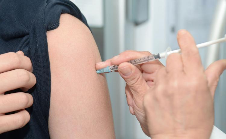 Flu activity remains high throughout Georgia, and state public health officials are encouraging those who haven’t gotten a flu vaccine to avoid putting it off any longer.