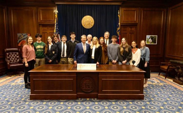 Forward Rabun’s Youth Leadership team traveled to the Georgia State Capitol for Day 10 of the 2023 Georgia General Assembly session and also got an opportunity to meet with Gov. Brian Kemp and First Lady Marty Kemp in the Governor’s office. Pictured are Jessica Ward; Sean Zavala; Georgia “Dani” Prince; Marcus Remillard; Andrew Whittle; Trent Thompson; Gov. Brian Kemp; Rick Story; First Lady Marty Kemp; Savannah Sanchez; Jimmy Franklin; Hayden Deslich; Anna Raye Darnell; Itzia Vasquez Ramos and Aliye Coker.